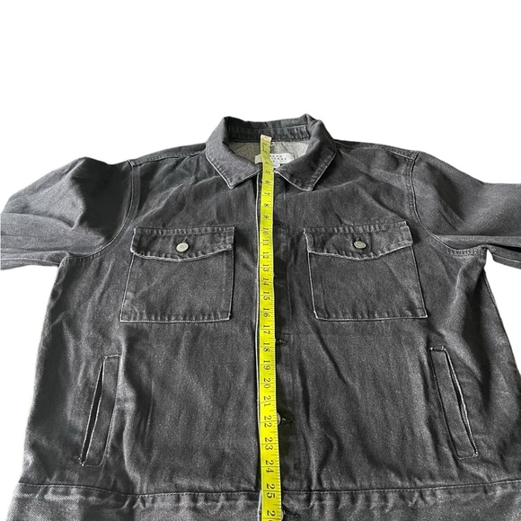 Original Urban Heritage Hand Painted Oversized Betty Boop Jean Jacket (M/L) - Picture 9 of 13